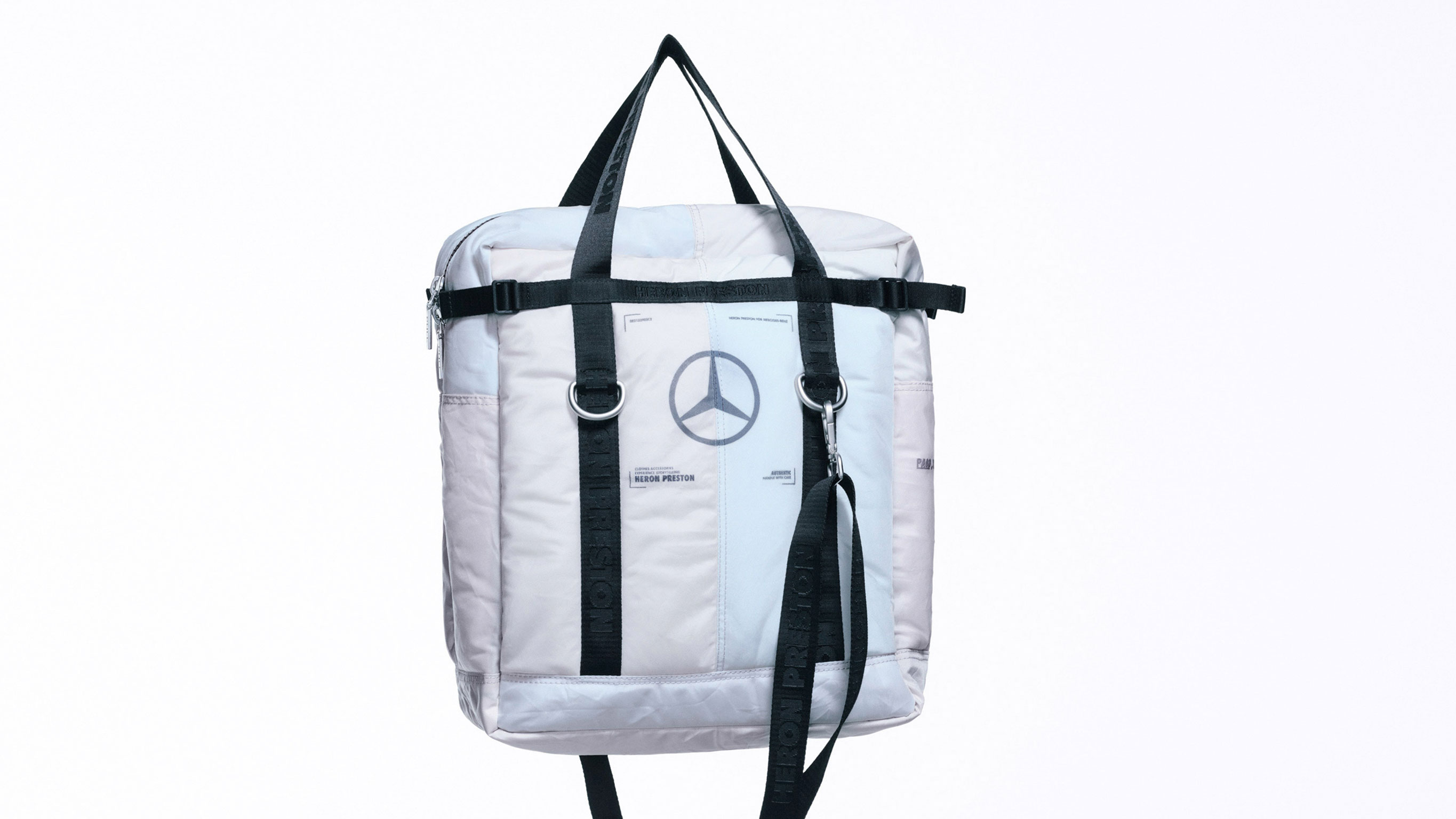 Sterke beelden De foto toont een tas