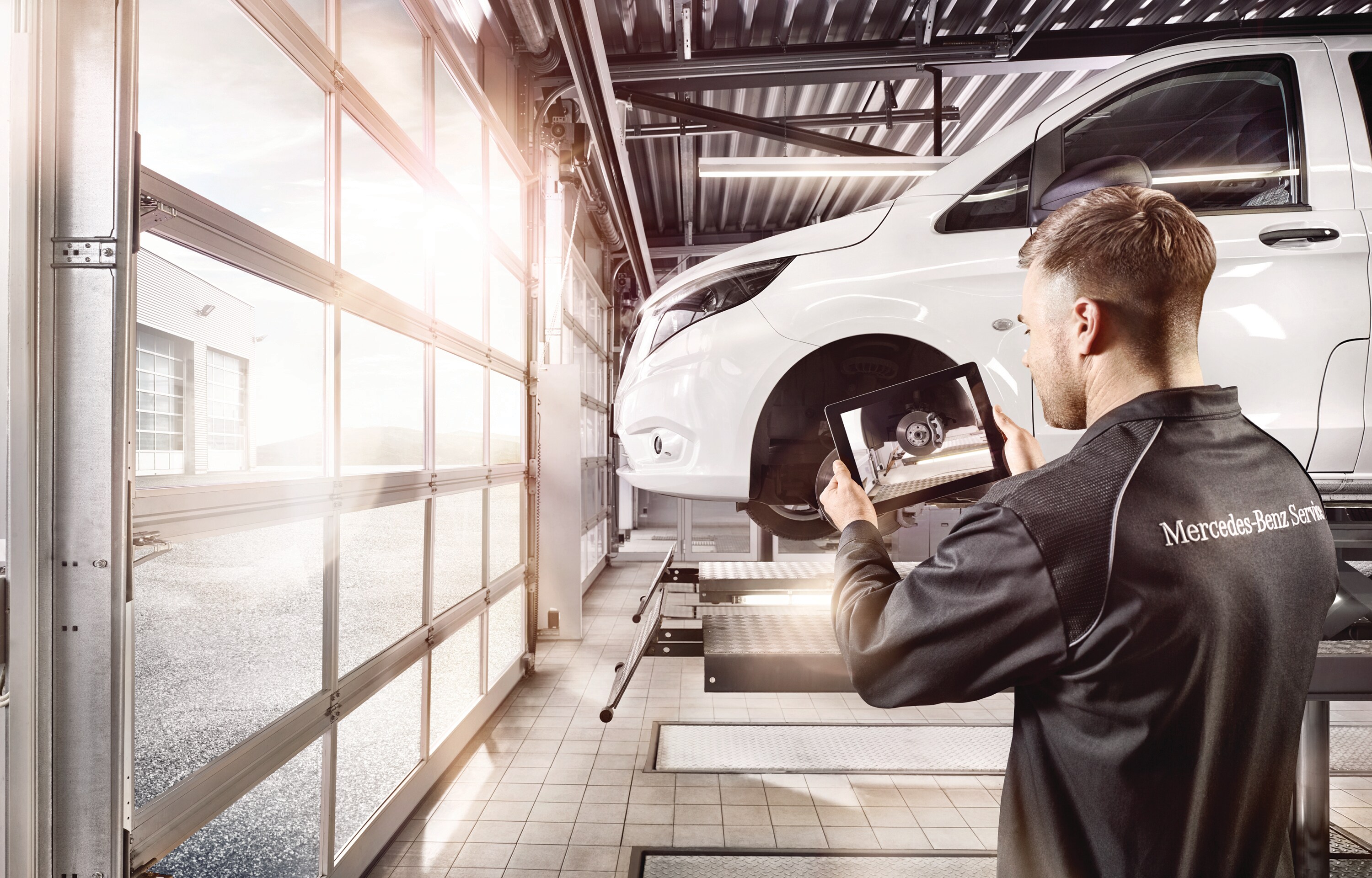 Pech of een ongeval? Word meteen geholpen Pech of een ongeval? Word meteen geholpen