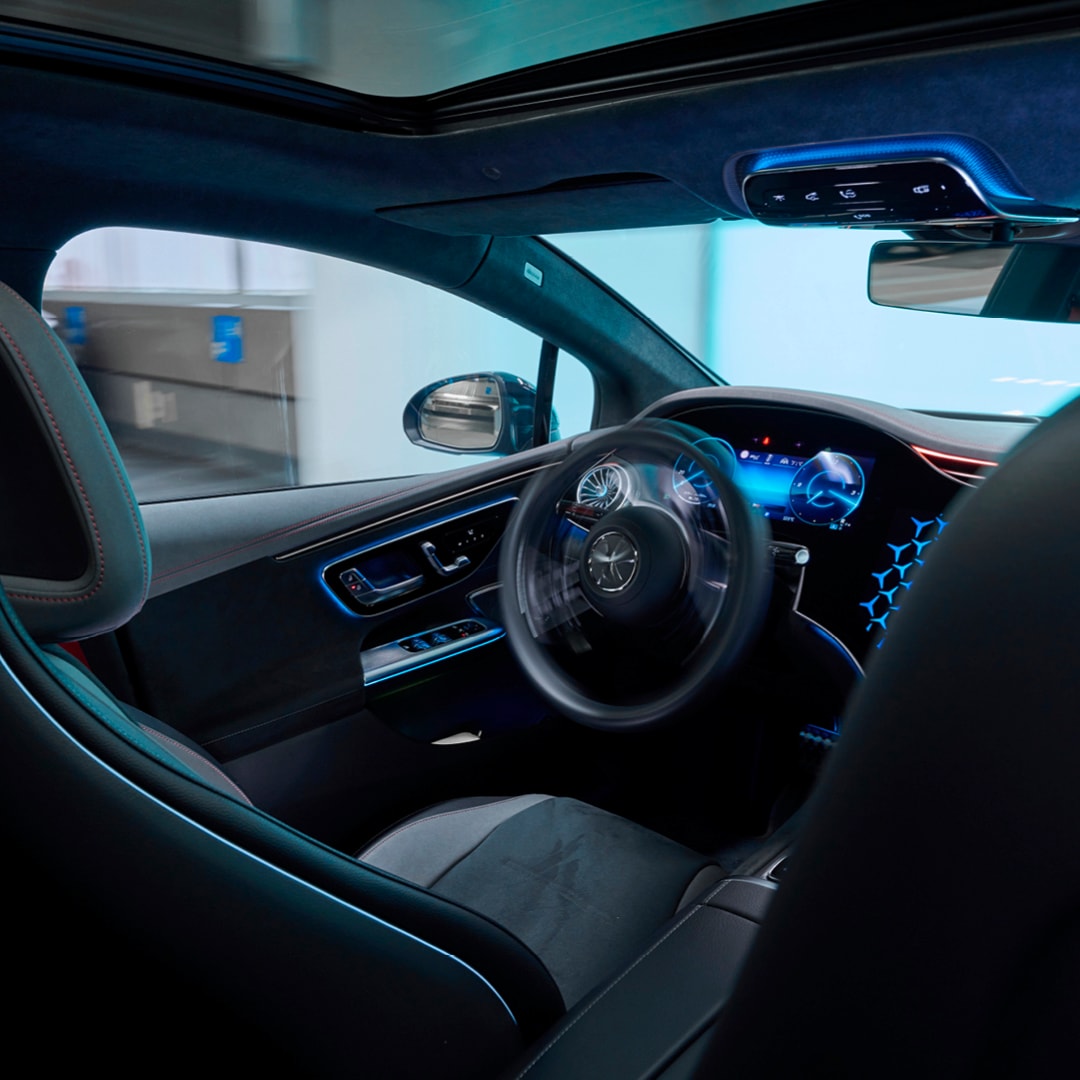 Sterk millimeterwerk. Sterk millimeterwerk.